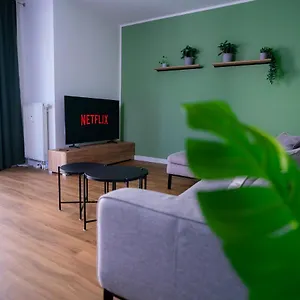 Apartment Design - Balkon - Induktionskochfeld - Zentral